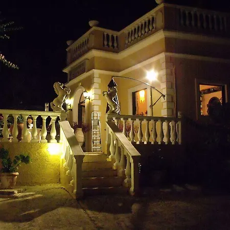 Hotel Aragorn Paradise Garden Moraitika